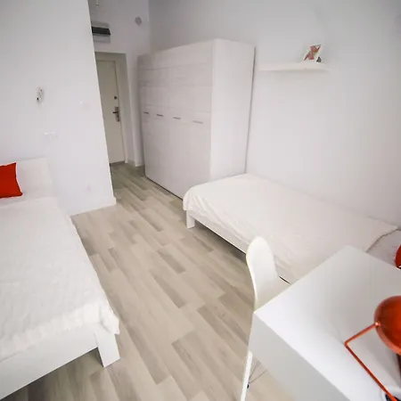 Shortstaypoland Goscieradowska Rm18 *